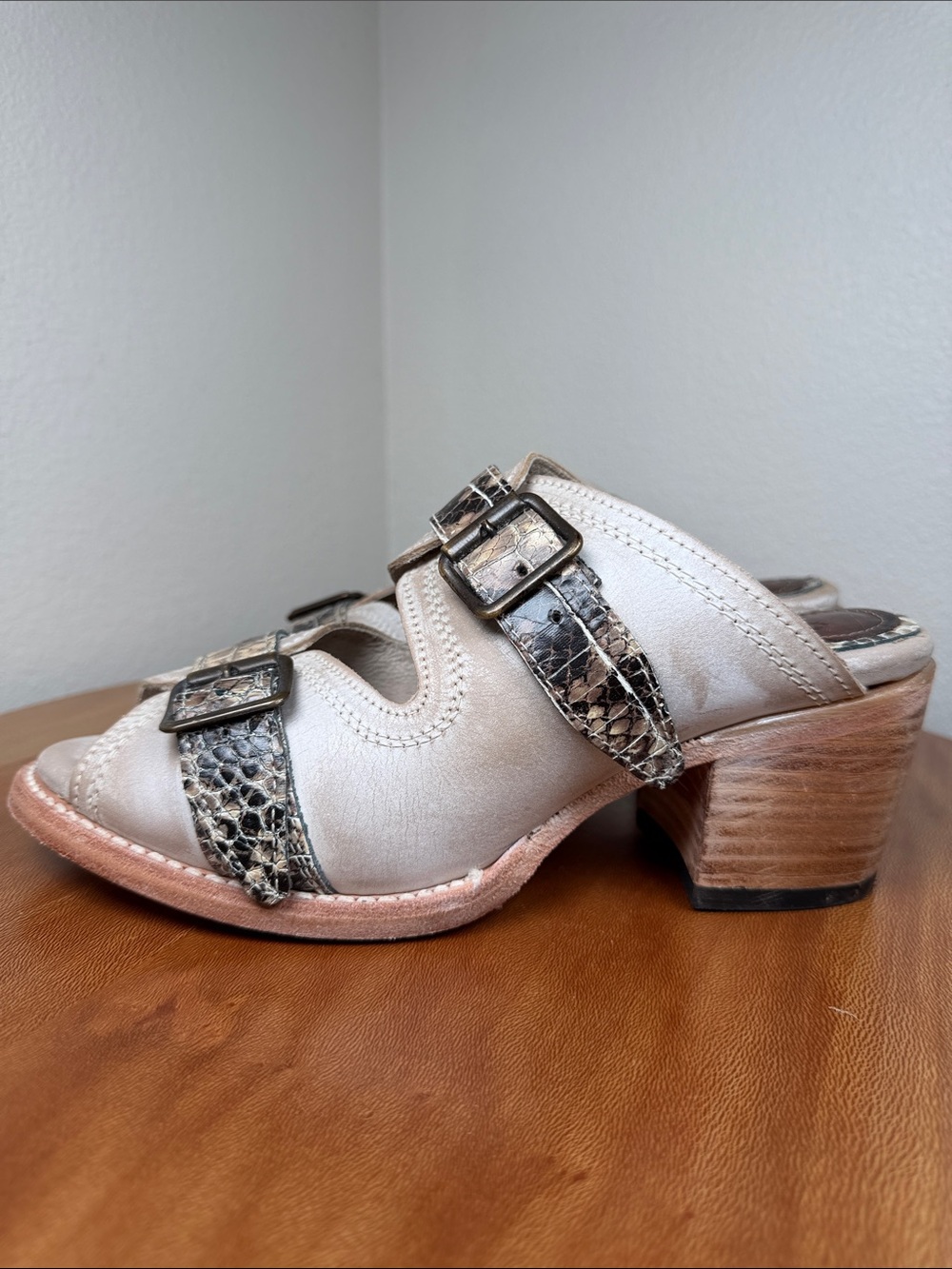 Freebird by Steven Caprice Leather Double Buckle Mule Sandals Block Heel Size 8 - Picture 6 of 16